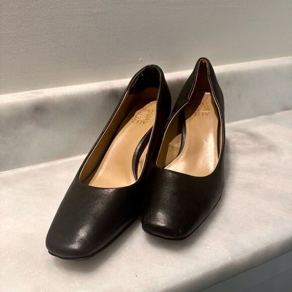 Naturalizer Leather Block Heel Square Toe Slip On Black Pumps Shoes Size 9.5 - Picture 4 of 10